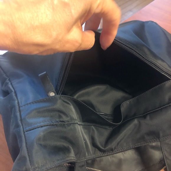 Calvin Klein weekend bag or computer bag - Picture 8 of 10